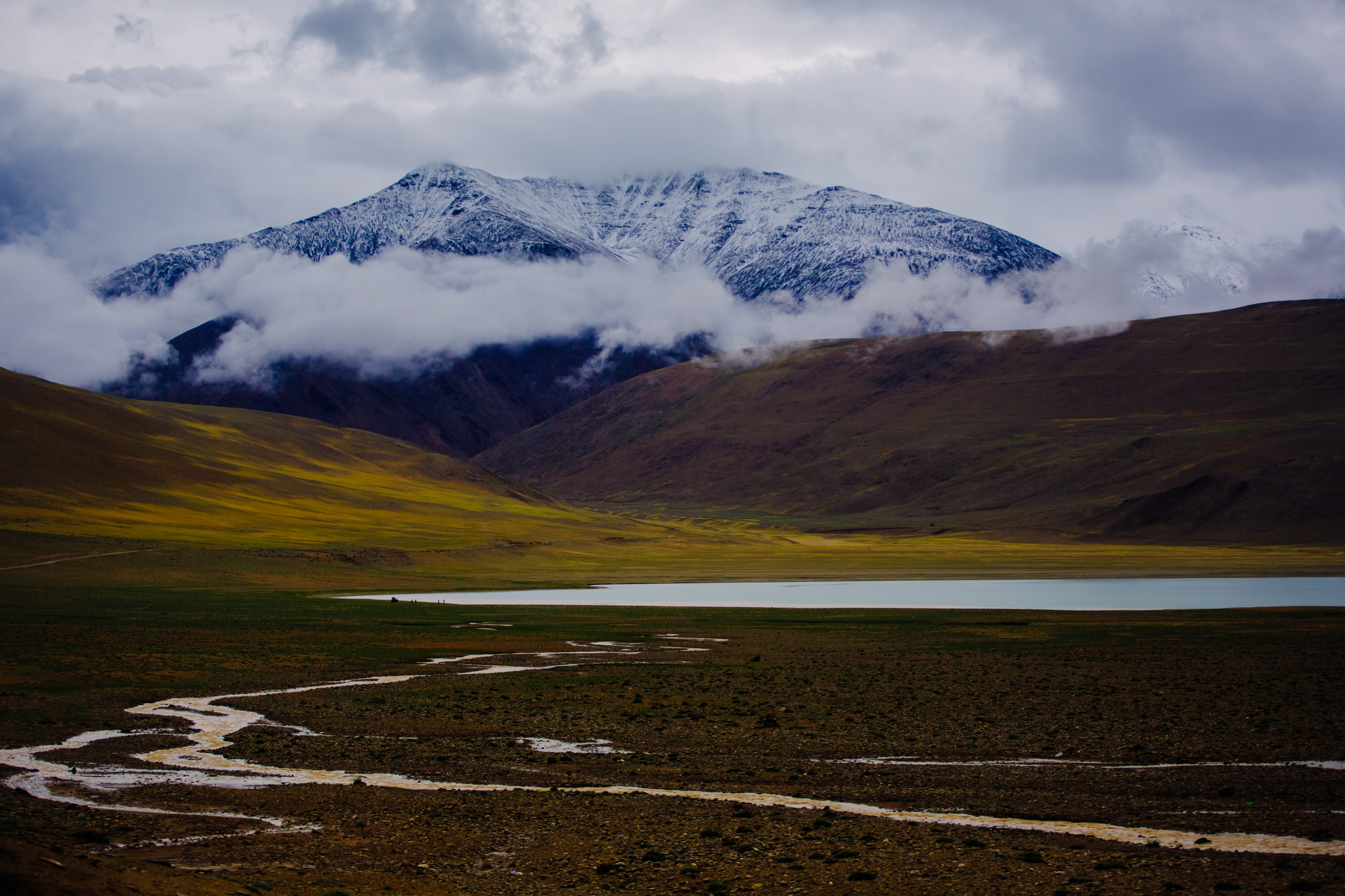 Kashmir Mountains image